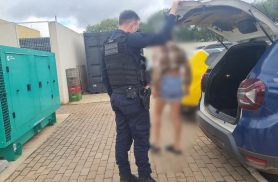 Sem dinheiro para pagar motel, mulher deixa celular e caso acaba na Delegacia