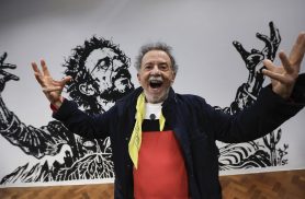Exposição em São Paulo celebra os 90 anos de Tom Zé