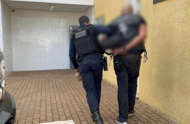 Homem xinga mulheres na rua e acaba preso no Centro de Cascavel