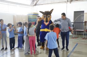 Patrulha Amiga leva diversão e conscientização sobre drogas e álcool a alunos de Cascavel