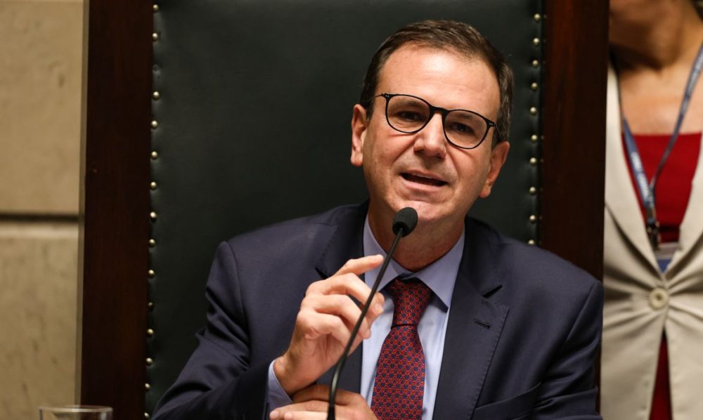 Imagem referente a Paes recorre ao STF para barrar anulação dos votos de Garotinho
