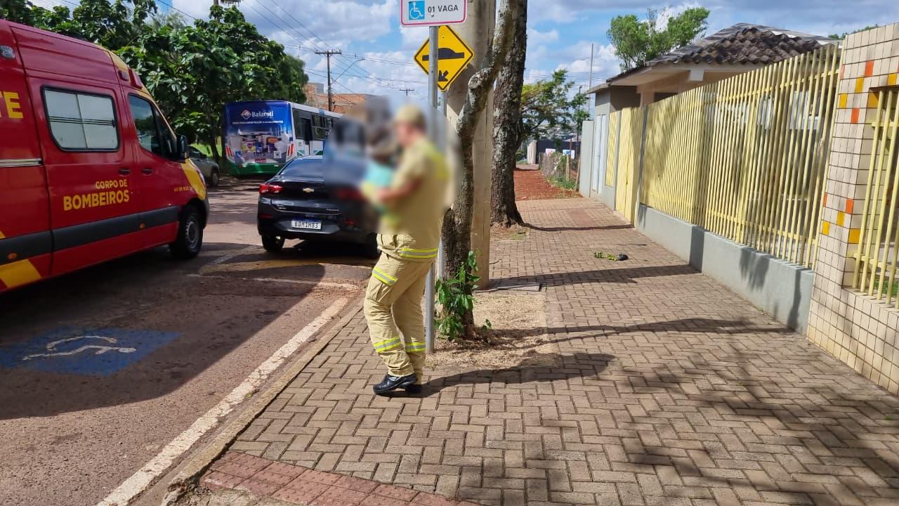 Criança precisa de atendimento do Siate em escola municipal no Bairro Pacaembu