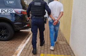Jovem de 19 anos é preso com drogas durante blitz na Rua Manaus em Cascavel