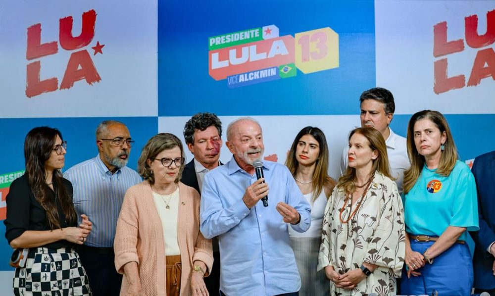 Imagem referente a Lula celebra avanço do fim da 6x1 e defende investimento público