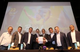 Flávio Bolsonaro recebe apoio de governadores eleitos e Cury Flávio Bolsonaro recebe apoio de governadores eleitos e Cury