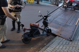 Patinetes elétricos, van e moto apreendidos em operação no Centro e Região do Lago, em Cascavel Patinetes elétricos, van e moto apreendidos em operação no Centro e Região do Lago, em Cascavel