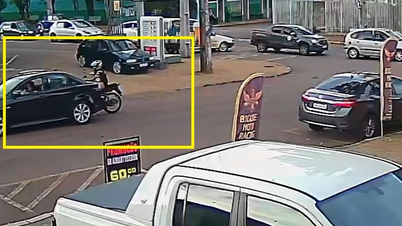 Câmera flagra acidente que deixou motociclista ferido na na Rua Domiciano Theobaldo Bresolin