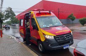 Carro e caminhão batem na Rua Flamboyant esquina com Rua Pernambuco