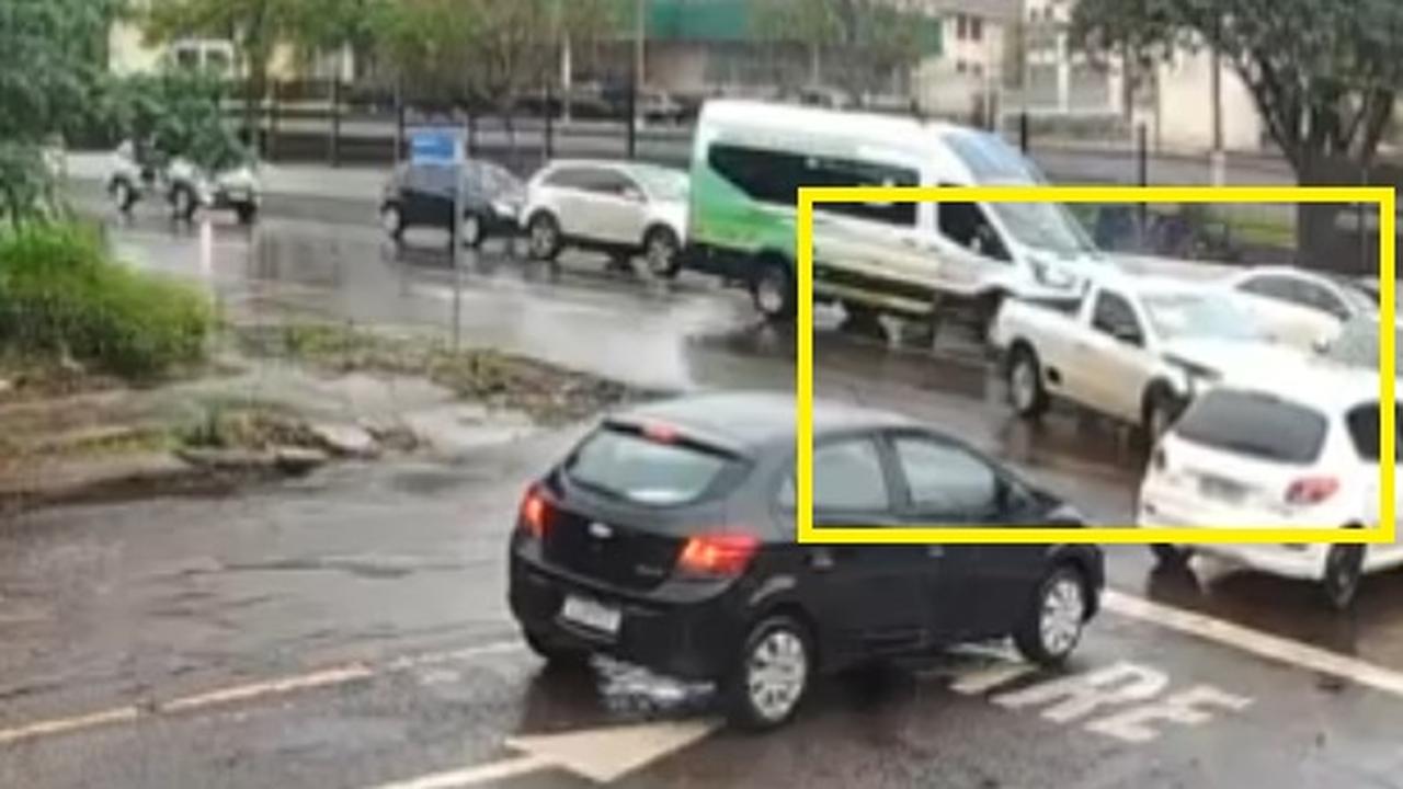 Veja como ocorreu o acidente entre Honda HR-V e Saveiro no Centro