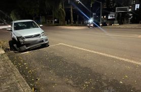 Corsa e caminhonete batem no cruzamento da Rua 7 de Setembro, no Centro de Cascavel