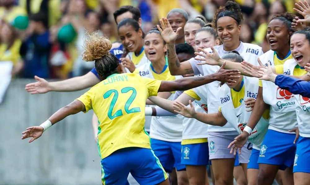 Imagem referente a Seleção feminina faz 3 a 1 na Argentina em primeiro jogo no Beira-Rio