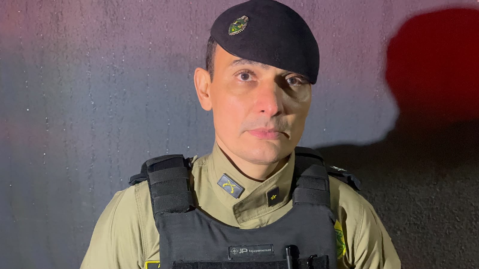 Após destruir muro no Santa Cruz, motorista é localizado, recusa bafômetro e acaba preso pela PM