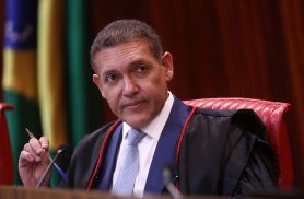 Kassio atende Flávio e suspende propaganda do PT que cita caso Master