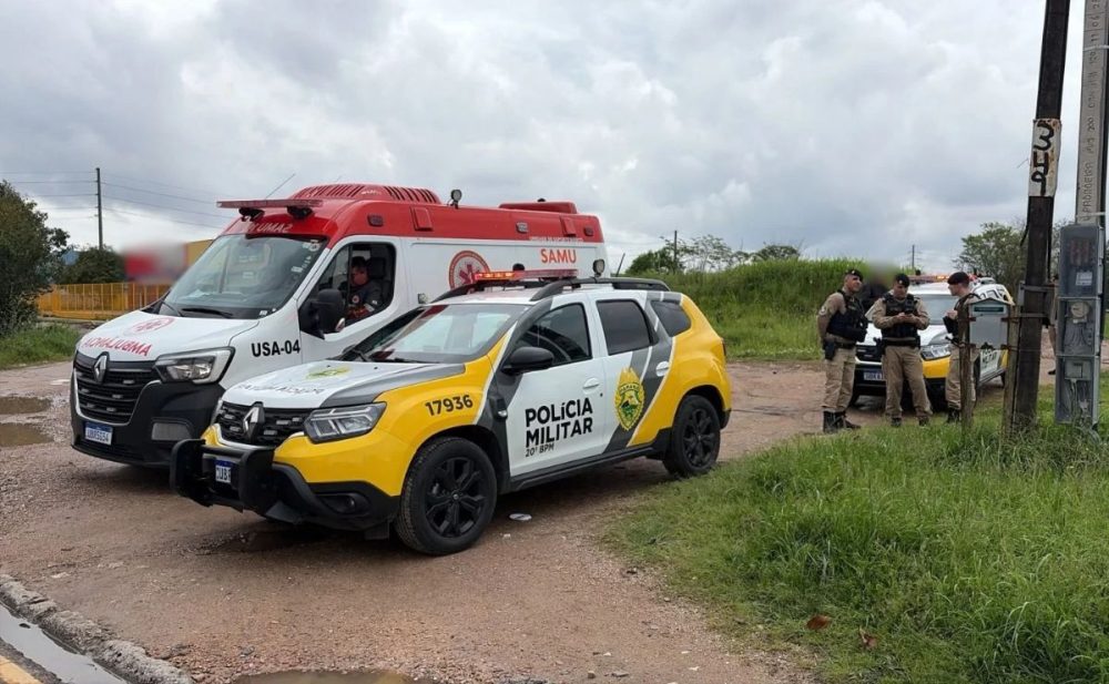 Imagem referente a Corpo de homem aparece embaixo de ponte; vítima estava nua e foi arrastada
