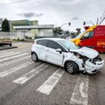 Imagem relativa a Susto! Acidente entre dois carros deixa três pessoas feridas