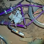 Imagem relativa a Adolescente foge da PM em bicicleta motorizada e sofre queda durante perseguição em Missal