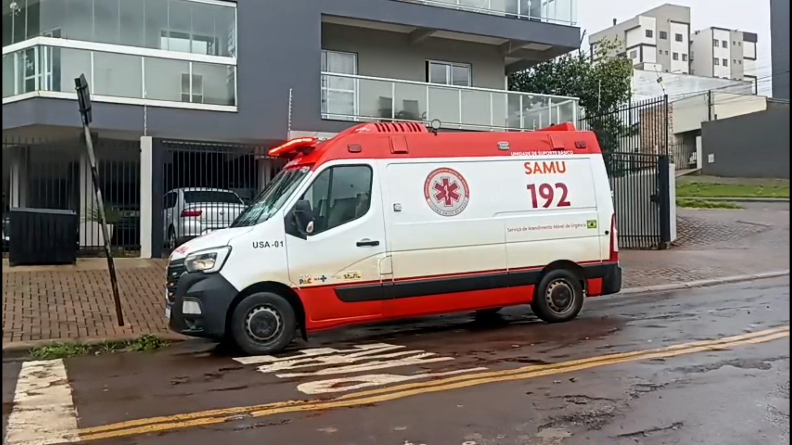 Homem de 40 anos é encontrado morto dentro de apartamento em Cascavel