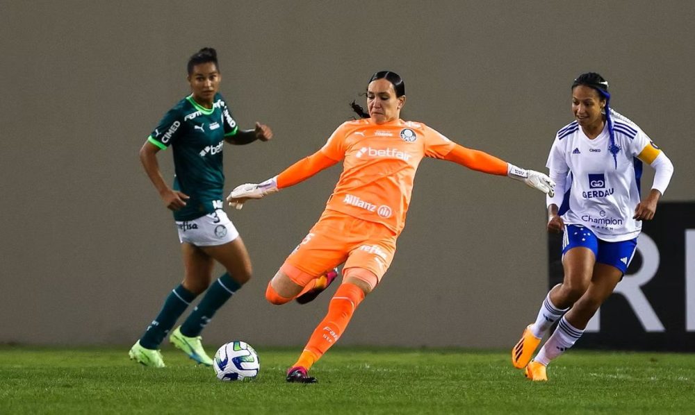 Imagem referente a Palmeiras surpreende e deixa Kate Tapia fora da Libertadores Feminina