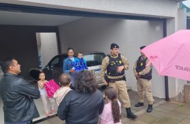 Polícia Militar realiza ação solidária de Dia das Crianças em Cascavel