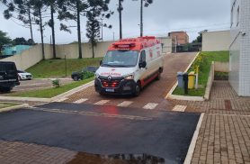 Idoso conduzido por ameaçar mulher diz passar mal na delegacia, mas Samu não constata alterações