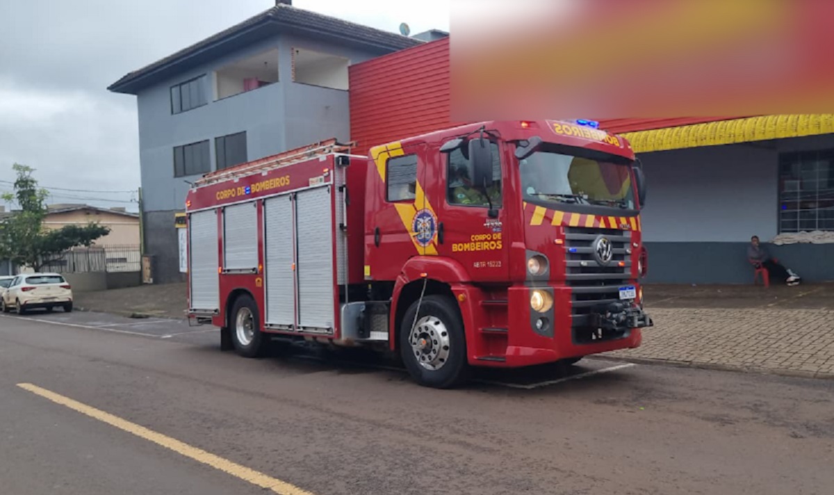 Suposto incêndio em imóvel mobiliza Corpo de Bombeiros no bairro Cascavel Velho