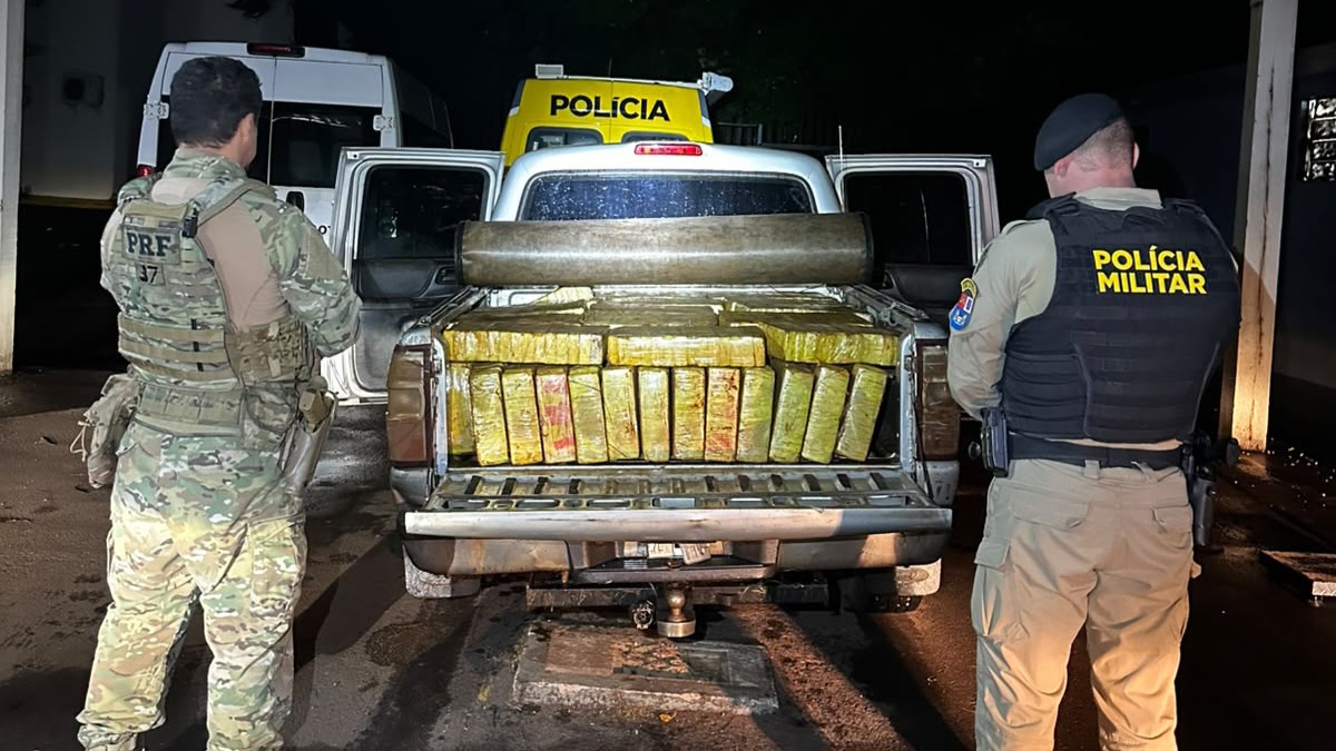 Quase uma tonelada de maconha é apreendida em veículo clonado na BR-163