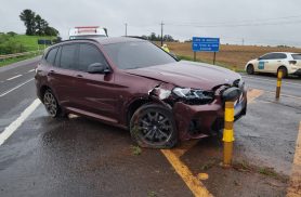 Acidente na BR-277 envolve BMW X3 e caminhão entre Cascavel e Santa Tereza do Oeste