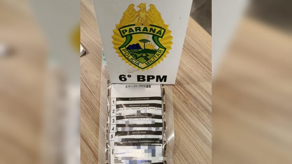 Homem é preso com cocaína após tentar se livrar da droga durante abordagem no Tropical Imagem referente a Homem é preso com cocaína após tentar se livrar da droga durante abordagem no Tropical