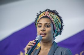 Bolsonaristas ofendem memória de Marielle Franco em ato no Rio
