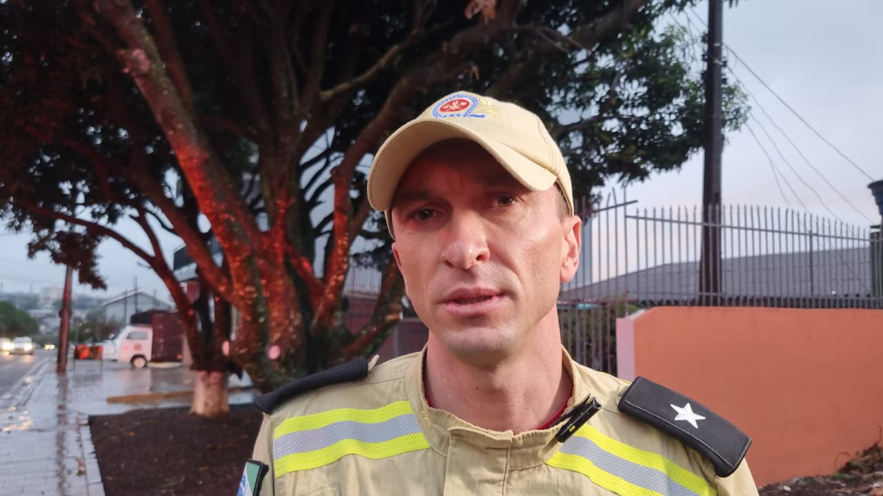‘Bastante dor e dificuldade para respirar’, diz bombeiro sobre homem perfurado nas costas em Cascavel