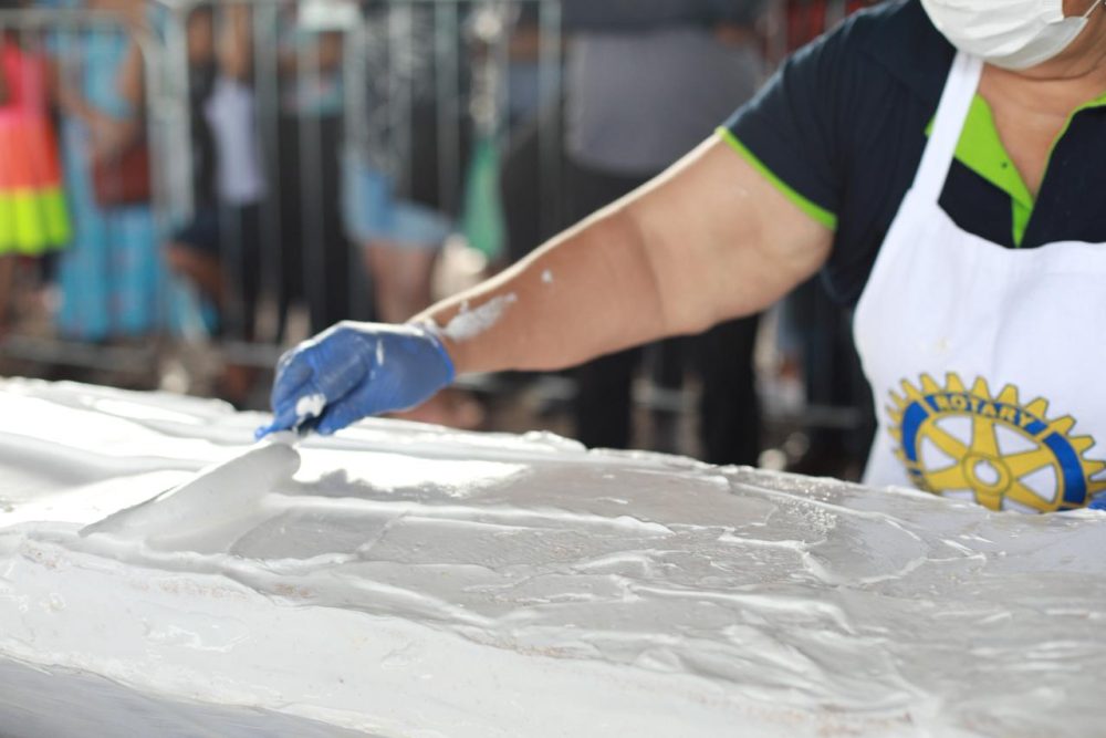 Imagem referente a Cascavel celebra 75 anos com bolo gigante de 75 metros e festa na Expovel