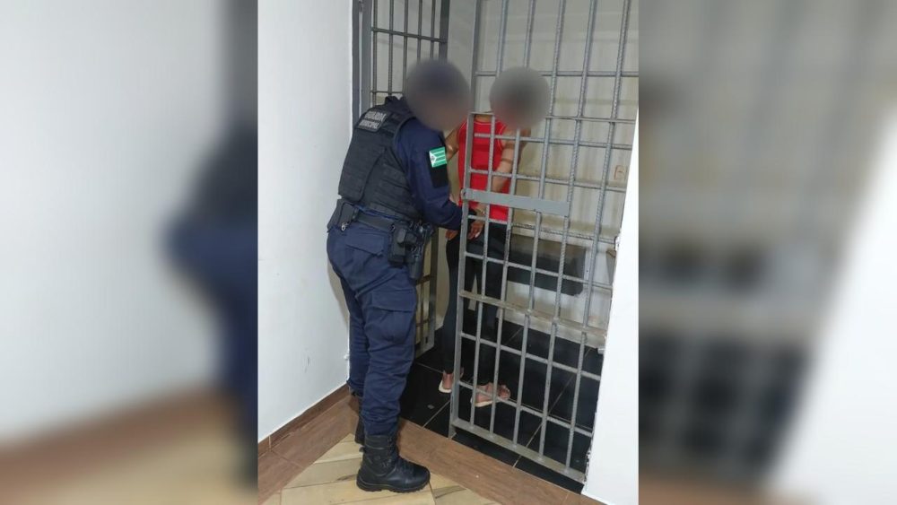 Imagem referente a Mulher de 42 anos com mandado de prisão de Santa Catarina é detida no Centro de Toledo