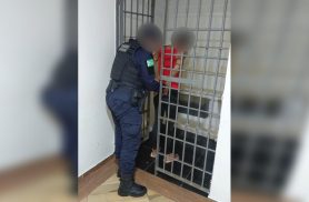 Mulher de 42 anos com mandado de prisão de Santa Catarina é detida no Centro de Toledo