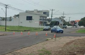 Rua Maringá é interditada após suspeita de rompimento da galeria pluvial