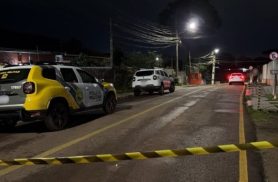 Mochila é deixada ao lado de CMEI cinco dias após invasão e mobiliza Esquadrão Antibombas