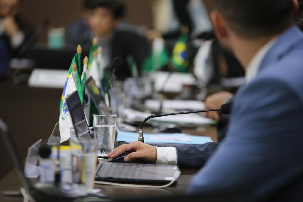 Imagem referente a Câmara de Cascavel aprova projetos sobre epilepsia, poesia e protagonismo juvenil