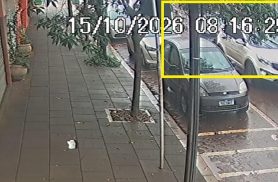 Vídeo: Em fuga, caminhão bate contra carros no Centro de Cascavel