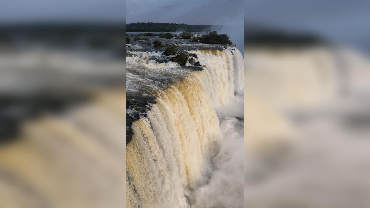 Cataratas do Iguaçu têm vazão elevada após chuvas; drone mostra força das águas