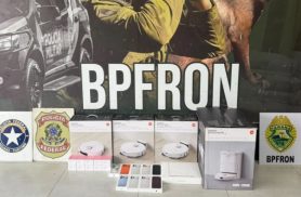 Celulares escondidos em pneu e eletrônicos de luxo: carga de R$ 152 mil é apreendida no Paraná Celulares escondidos em pneu e eletrônicos de luxo: carga de R$ 152 mil é apreendida no Paraná