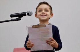 Pequenos Oradores: concurso reúne estudantes de 28 escolas municipais de Cascavel Pequenos Oradores: concurso reúne estudantes de 28 escolas municipais de Cascavel
