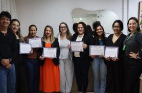 Formação continuada: profissionais da rede municipal de Cascavel recebem certificados Formação continuada: profissionais da rede municipal de Cascavel recebem certificados