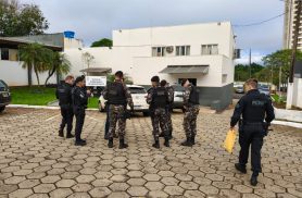 Polícia Civil prende suspeitos de furtar caminhonetes Hilux em Foz do Iguaçu durante operação