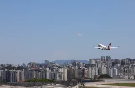 Anac estabelece regras mais restritivas para aviação em Congonhas (SP)