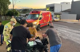 Motociclista e passageira ficam feridos em acidente no Bairro Morumbi Cascavel