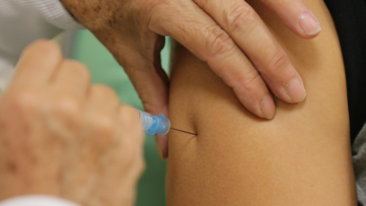 Vacinação protege contra doenças graves e reforça cuidado coletivo neste sábado