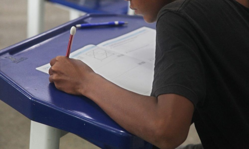 Imagem referente a Alunos e professores participam hoje de Olimpíada de Matemática