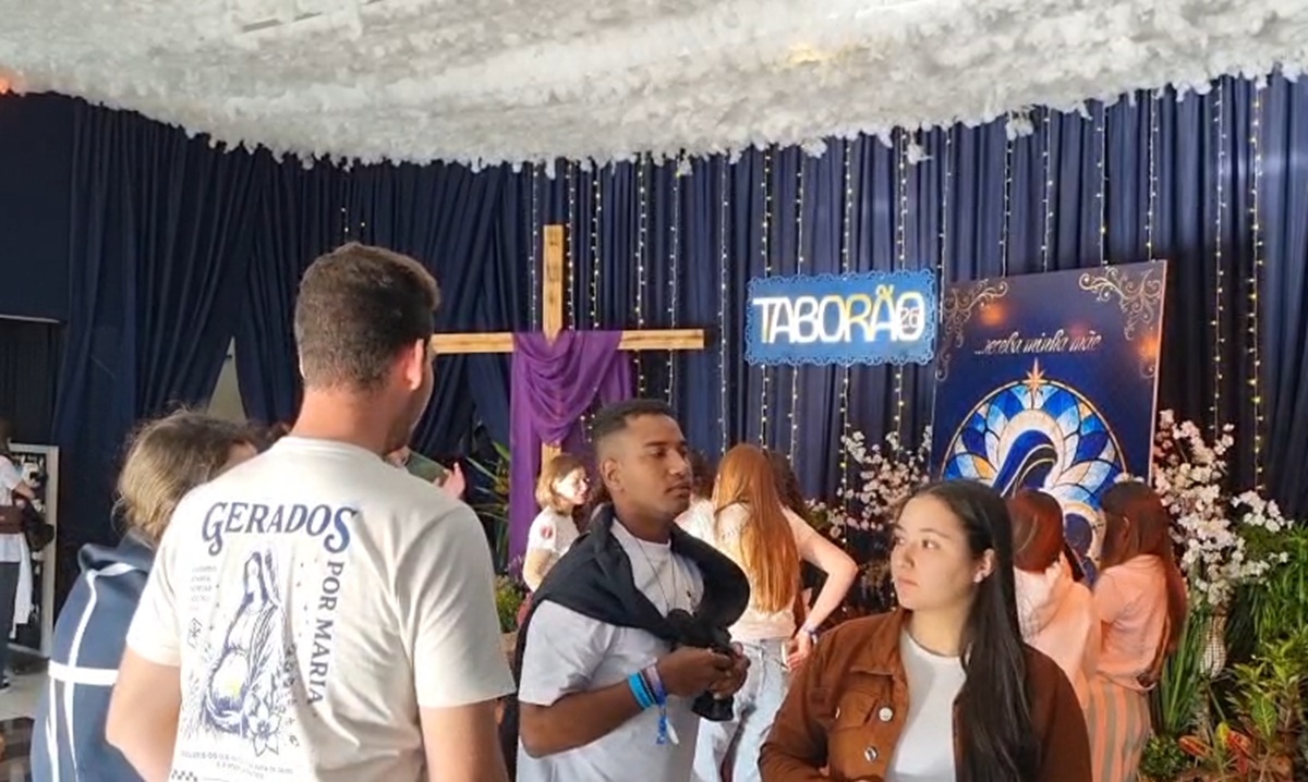 2.500 jovens participam do Taborão no Clube Tuiutti, em Cascavel