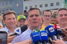 Moro diz que Lula nunca deveria ter saído da prisão durante manifestação em Curitiba
