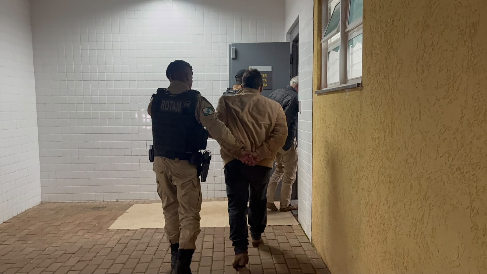 Rotam apreende armas e detém dois homens durante festa no interior de Guaraniaçu