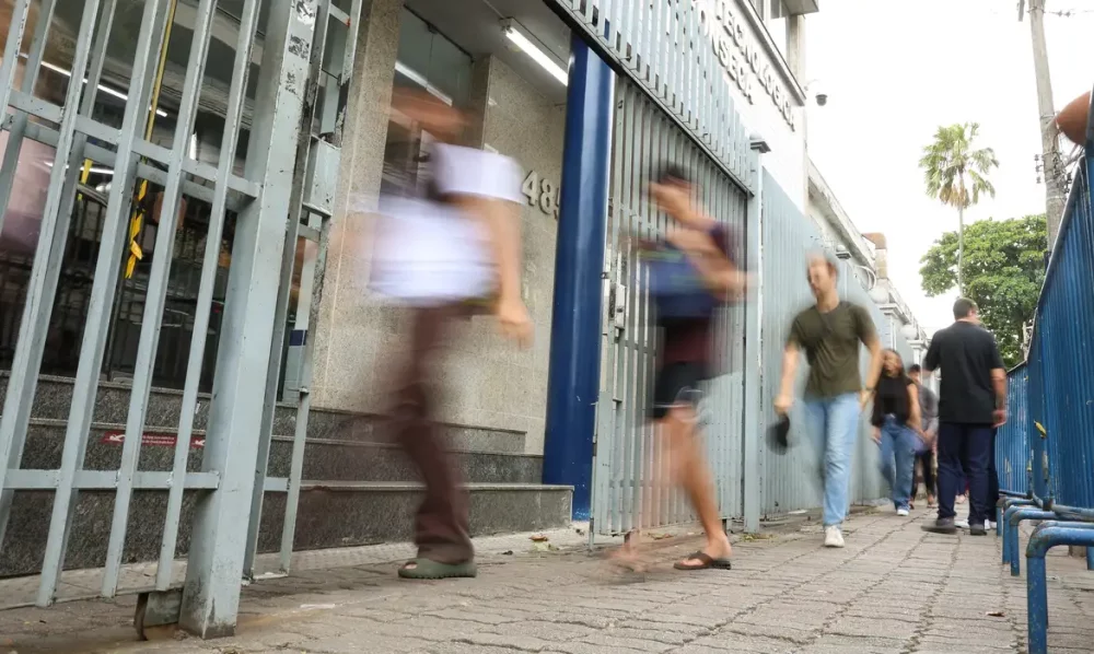 Imagem referente a Termina neste domingo prazo escolher idioma da prova do Enem 2026